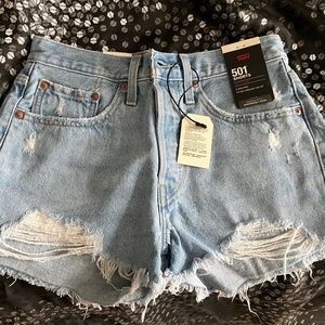 Levi’s High Rise Shorts (new w/tags)